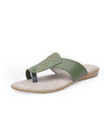 ladies flat green chappals 02257