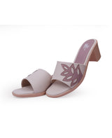 ladies heel beige chappals 05727