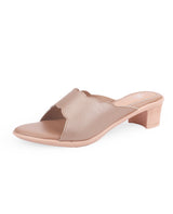 Ladies heel golden chappals 06913