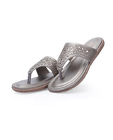 ladies fancy flat silver chappals 09877