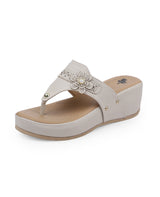 Ladies heel beige chappals 102572