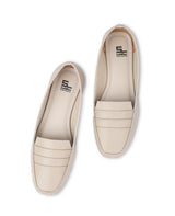 Ladies beige shoes 104446