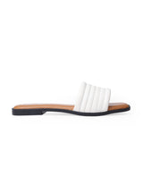 ladies flat white chappals 17067