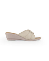 ladies heel beige chappals 19382