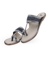 LADIES KOLAPURI GRAY CHAPPAL 25520