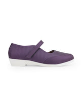 Ladies purple shoes 304402