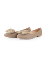 Ladies beige shoes 327601