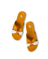 ladies flat orange color chappals 66620