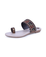 Ladies flat brown chappals 05572
