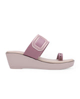 Ladies Heel Peach Chappals 05578