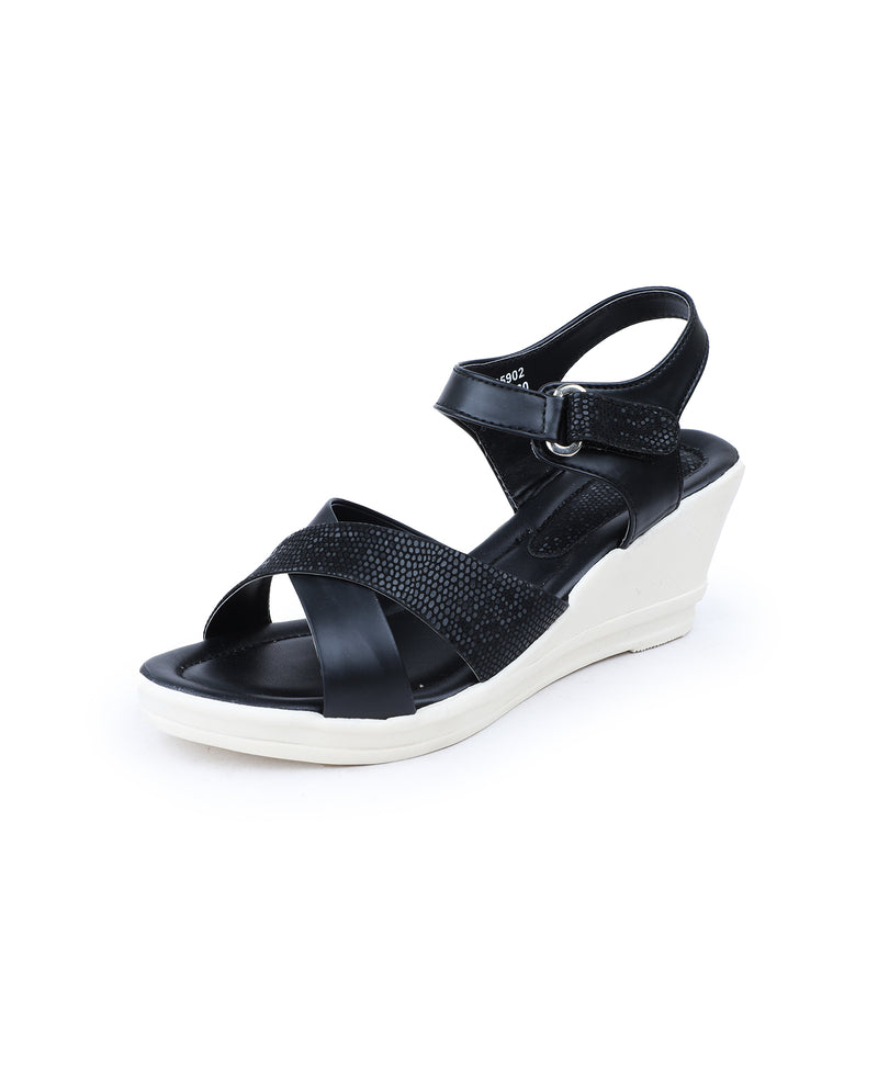 Ladies Wedge Sandals at Rs 500/pair(s) | Porur | Chennai | ID: 11884626430