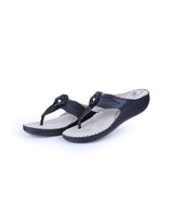 ladies heel comfort black chappals 102557