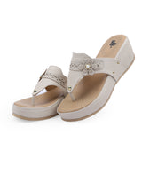Ladies heel beige chappals  102572