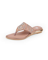 ladies peach flat chappals 103546