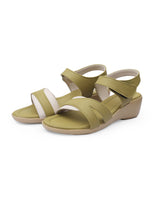 Ladies Heel green sandals 16510