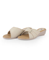 ladies heel beige chappals 19382