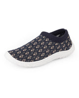 Ladies walking black shoes 208038