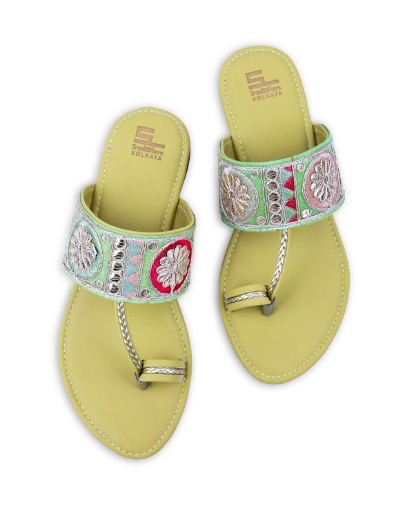Ladies Flat Chappal 27302