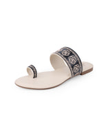 Ladies Flat Chappal 27326