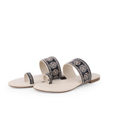 Ladies Flat Chappal 27326