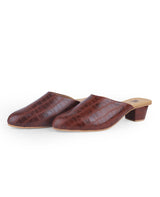 Ladies half brown shoe 28414