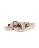 ladies heel peach chappals 28415