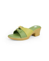 Ladies block heels green chappals 318105