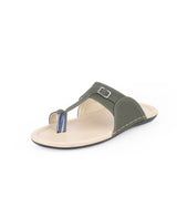 men's green chappals 68583