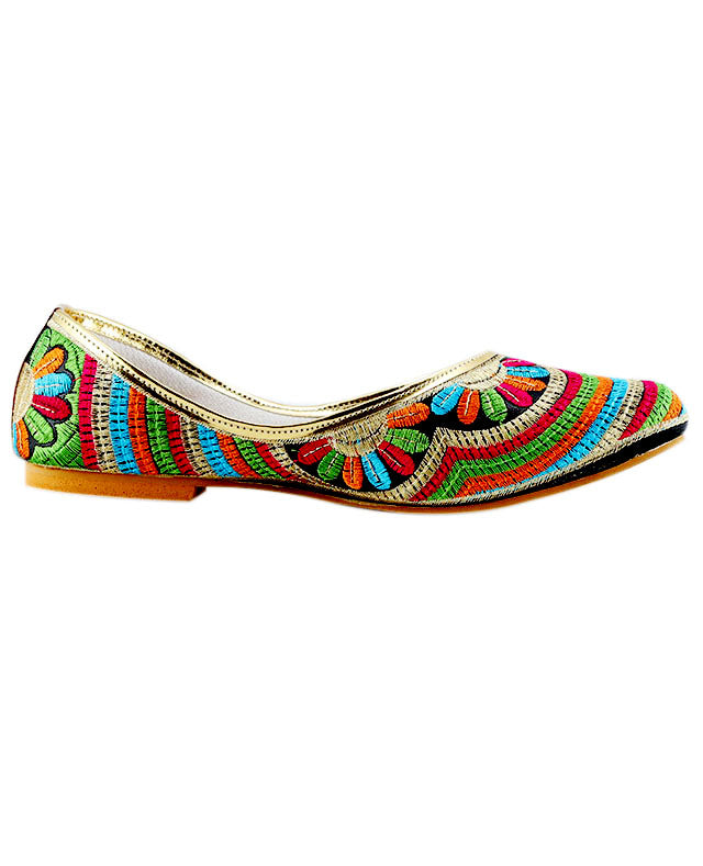 07879 Women Kolhapuri Shoe